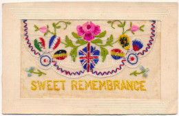 ** T4 Sweet Remembrance / Embroidered Silk Greeting Card With Flowers And Flags (vágott / Cut) - Non Classés