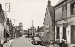 10 - AIX EN OTHE _S28927_ Rue Ernest Furgon - Automobile - CPSM 14x9cm - Autres & Non Classés