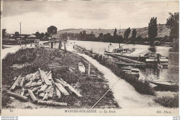 Mantes (78) - Le Port - Péniche - Mantes La Jolie