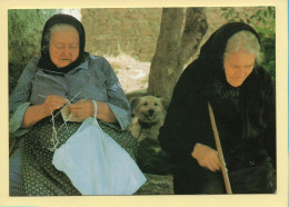 Trois Amies (Elizabeth ARRIUS-PARDIES N° E84) Collection Vallées Pyrénéennes (voir Scan Recto/verso) - Paesani