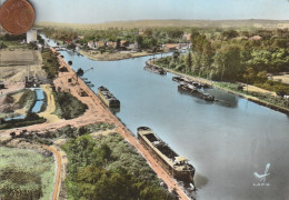 02 - Carte Postale Semi Moderne De  BOURG ET COMIN   Vue Aérienn - Otros & Sin Clasificación