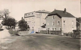 39 - CHAUX DES CROTENAY _S28942_ Tourist' Hotel - CPSM 14x9cm - Autres & Non Classés