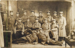 Militaires- Ref E131- Carte Photo -guerre 1914-18- Regiments- Regiment -sous Officiers De La 103eme Cie -circulé En 1915 - Guerre 1914-18