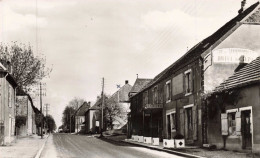 39 - MONT SOUS VAUDREY _S28943_ Route De Dole - CPSM 14x9cm - Autres & Non Classés