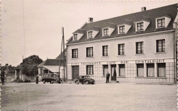 39 - SAINT HIPPOLYTE _S28944_ Hôtel Renaissance - Automobile - CPSM 14x9cm - Other & Unclassified