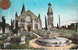 17 - Carte Postale Semi Moderne De  AULNAY DE   SAINTONGE    L'Eglise Romane - Andere & Zonder Classificatie