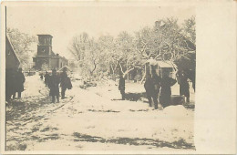 Militaires- Ref E127- Carte Photo -guerre 1914-18- Scene D Un Village Isolé Sous La Neige - - Weltkrieg 1914-18