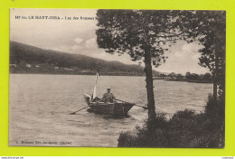 39 Le Lac Des Rousses Haut Jura Vers Morez N°587 Bis Homme Au Canotier Ramant Dans Une Barque à Voile VOIR DOS - Morez