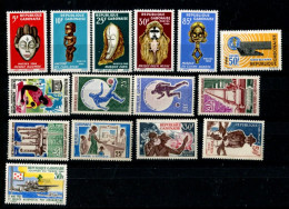 V - GABON : Année 1966 : Y&T 186 à 201 + PA 43 à 50 : 25 Timbres Tous NSC ** - Gabon