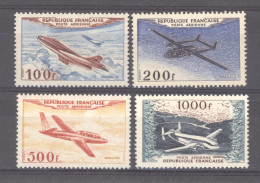 France  -  Avion  :  Yv  30-33  **  N° 32 Signé Calves - 1927-1959 Postfris