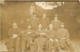 Militaires- Ref E117-carte Photo -guerre 1914-18-santé - Groupe De Soldats Bléssés  - - Guerre 1914-18