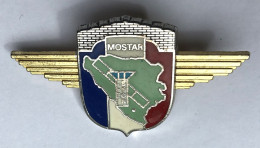 Insigne Militaire - Armée De L'air Opération MOSTAR SFOR -  Delsart Lens - Luchtmacht
