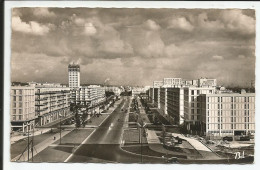 L'Avenue Foch    1956   N° 70 - Zonder Classificatie