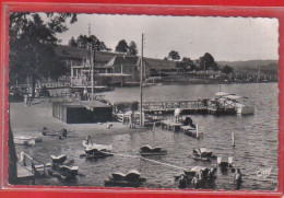 Carte Postale 19. Neuvic-d'Ussel   Le Manège à Bateaux Sur La Plage  Très Beau Plan - Other & Unclassified