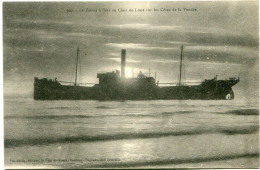 LE '' POBREA ''  à FLOTS Au CLAIR De LUNE Sur Les CÔTES De La VENDEE - - Dampfer