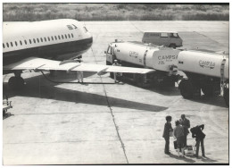C5853/ Flughafen Ibiza  Flugzeug Wird Betankt  Foto 21 X 15 Cm 70er Jahre - Otros & Sin Clasificación