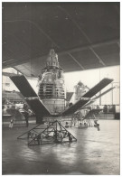 C5871/ Raumfahrt-Ausstellung  CCCP Rußland Foto 21 X 15 Cm 70er Jahre - Autres & Non Classés