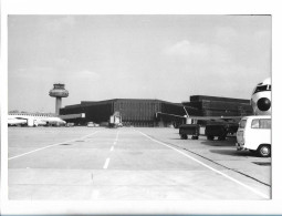 C6353/ Flughafen Hannover Pressefoto 21 X 15 Cm 70/80er Jahre - Autres & Non Classés