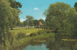 Postcard - Nicholas Everitt Park, - Oulton Broad - Card No.pt13321 - Very Good - Zonder Classificatie