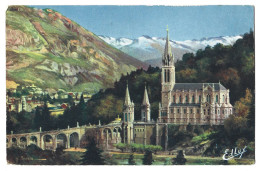 65  Lourdes - La Basilique Et Le Pic Du Jer - Lourdes