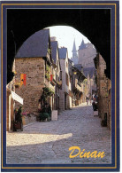 CPM FRANCE 22 COTE D'ARMOR DINAN - La Rue Du Jerzual Et Ses Vieilles Maisons Du XVIème  - 1995 - Dinan