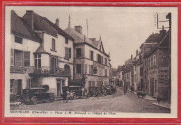 Carte Postale 21. Montbard  Hôtel De L'Ecu  Place J.M. Bernard Très Beau Plan - Montbard