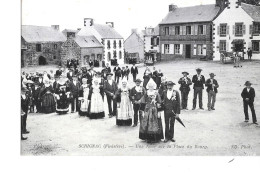 Scrignac - Une Noce Sur La Place Du Bourg - Andere & Zonder Classificatie