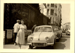 Photographie Photo Vintage Snapshot Amateur Automobile Voiture Auto Paris  - Automobile