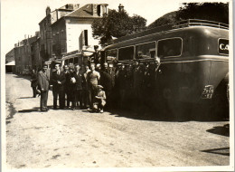 Photographie Photo Vintage Snapshot Amateur Car Autocar Bus à Situer - Trains