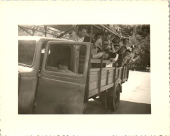 Photographie Photo Vintage Snapshot Amateur Automobile Voiture Camionnette  - Automobili