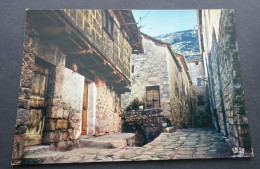 Les Gorges Du Tarn, Sainte-Enimie, Cité Médiévale, Une Vieille Ruelle Pittoresque - Editions Modernes "Théojac", Limoges - Gorges Du Tarn