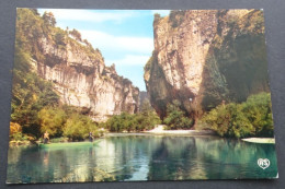 En Parcourant Les Gorges Du Tarn - La Descente En Barques - Les Détroits - Société Des Cartes Postales APA-POUX, Albi - Gorges Du Tarn