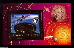 Guinea, Republic 1986 Halleys Comet S/s Gold, Mint NH, Science - Transport - Astronomy - Space Exploration - Halley's .. - Astrología