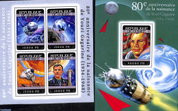 Guinea, Republic 2014 Yuri Gagarin 2 S/s, Mint NH, Transport - Space Exploration - Autres & Non Classés