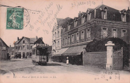 EU -  Place Et Hotel De La Gare - Tramway  - CPA °J - Eu