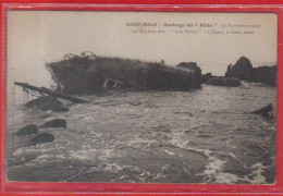 Carte Postale 35. Saint-Malo  Naufrage Du Hilda  19 Novembre 1905   Très Beau Plan - Saint Malo