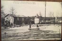 Cpa 24 Dordogne, SAVIGNAC LES EGLISES, Le Barrage Sur L'Isle Et La Minoterie Bost, Hommes En Barque, éd Champarnaud - Other & Unclassified