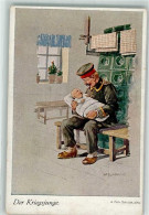 39804709 - Sign. Felix-Schulze Deutscher Landser Auf Heimatbesuch Mit Seinem Neugeborenen Baby S.V.D. Serie 4251/6 - Weltkrieg 1914-18