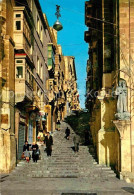 72705382 Valletta Typical Street Gasse Valletta - Malte