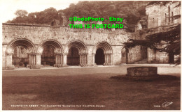 R422821 Fountains Abbey. The Cloisters Showing The Chapter House. Walter Scott. - Wereld