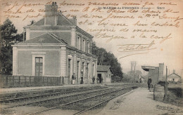 St Mards De Fresne * Gare * Villageois * Ligne Chemin De Fer Eure - Autres & Non Classés