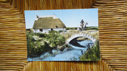 En Camargue , Un Pont "" Carte Animée Cavalier "" - Other & Unclassified