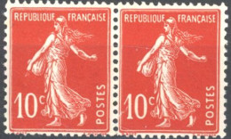 [** SUP] N° 138m, 10c Rouge Foncé En Paire - Impression Recto Verso Tenant à Partiel - 1903-60 Sower - Ligned