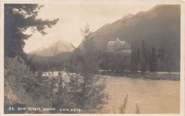 Canada - BANFF (AB) Bow River - C.P.R. Hotel - REAL PHOTO - Publ. Byron Hamon 5b - Banff
