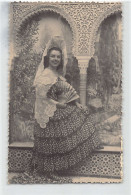 España - SEVILLA - Tipo De Mujer - Postal Fotográfica - Ed. Desconocido  - Sevilla