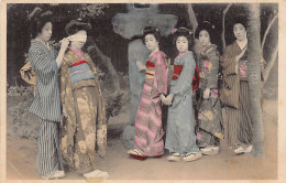 Japan - A Group Of Geishas Playing Hide And Seek - Other & Unclassified