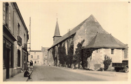 La Chapelle Heulin * Carte Photo * Rue Village Et église * Villageois - Autres & Non Classés