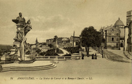 CPA (Charente) - ANGOULEME - La Statue De Carnot Et Le Rempart Desaix (n° 31) - Angouleme