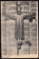 France - Quimperlé - Eglise Sainte Croix - Le Christ En Robe - Quimperlé