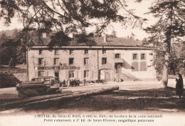 & 42 Hotel Du Grand Bois CPA Car Autocar - Other & Unclassified